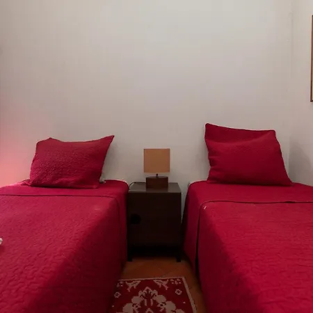 Casa Palames Sea - T3 Piscina E A Um Minuto Da Praia Sesimbra